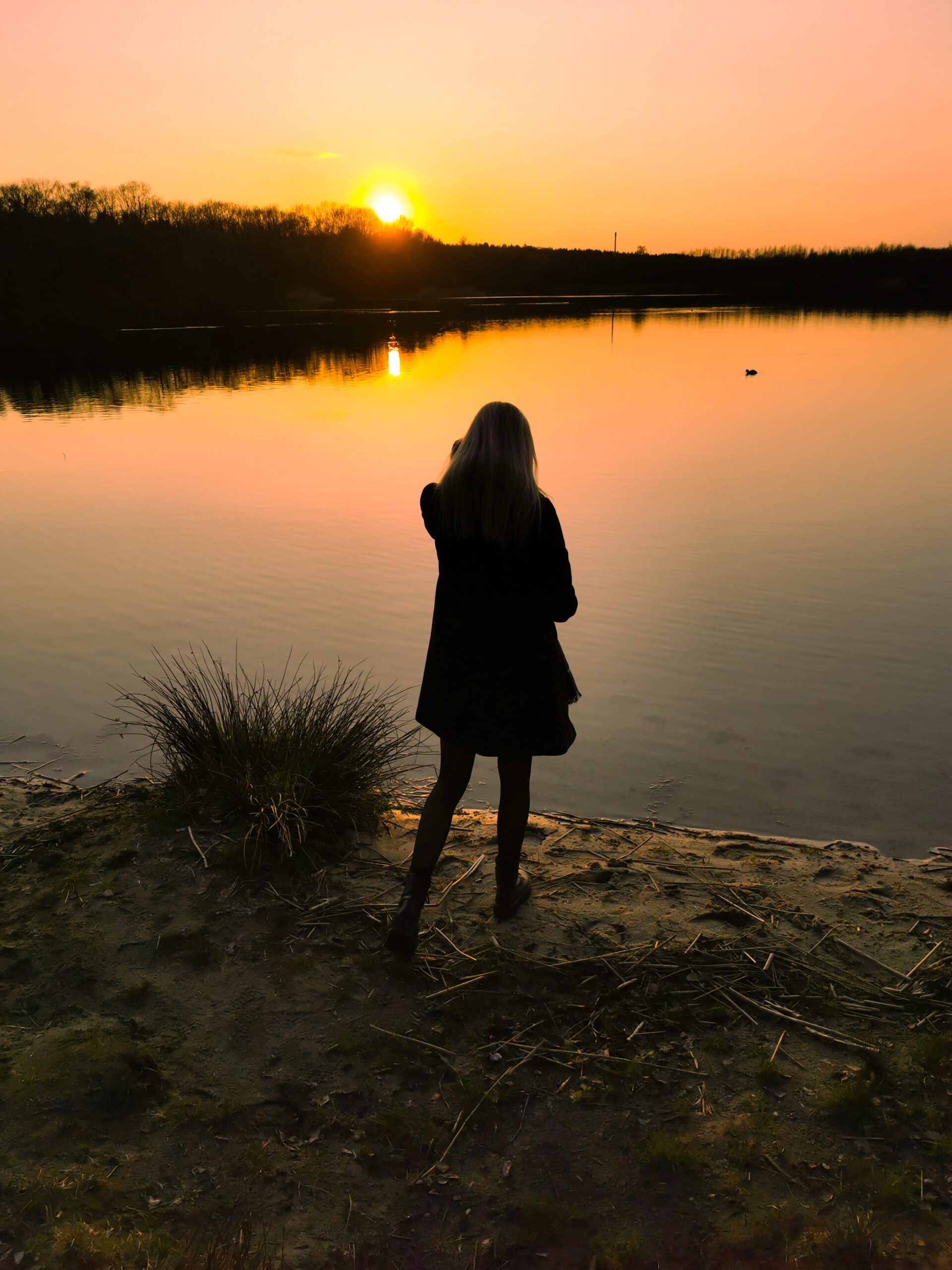 Sonnenuntergang am Wasser