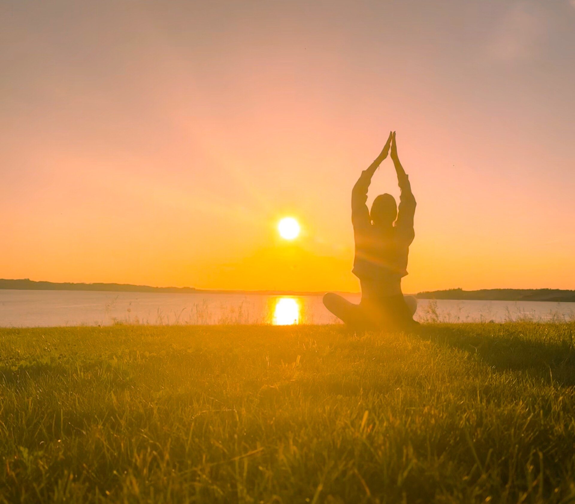 Yoga_Sonnenuntergang